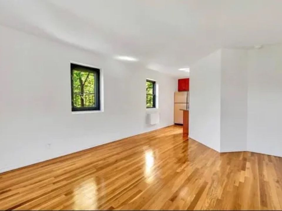 2nd image of 202-10 42nd Ave APT 3C