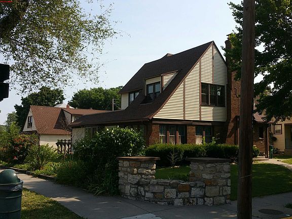 2nd image of 800 E 23rd Ave