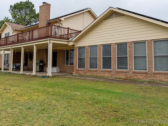 4th image of 575 Majestic Hills Rd