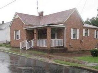 205 W Washington St, Mayodan, NC 27027