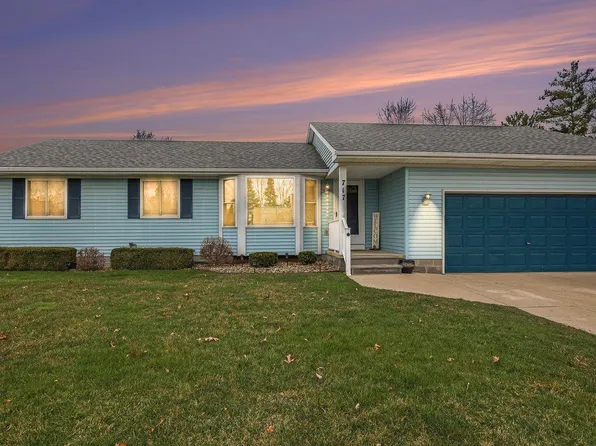 717 Metcalf Dr, Imlay City, MI 48444