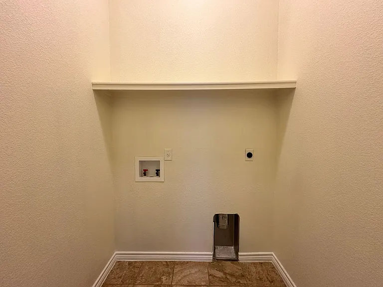 507 Sladecek Dr — Photo 27