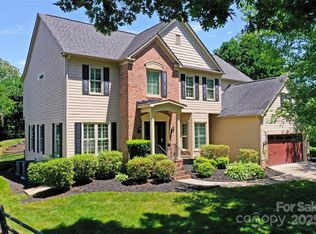 6206 Glencairn Ct, Charlotte, NC 28269