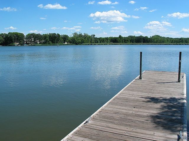 Public access at Halstead's Bay is approximately 1/4 mile away!