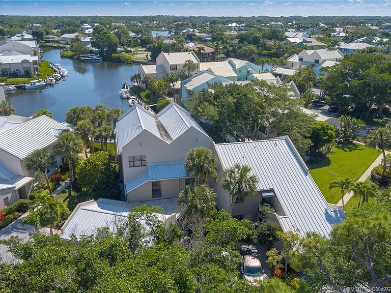 3901 SE Saint Lucie Blvd #34 — Photo 33