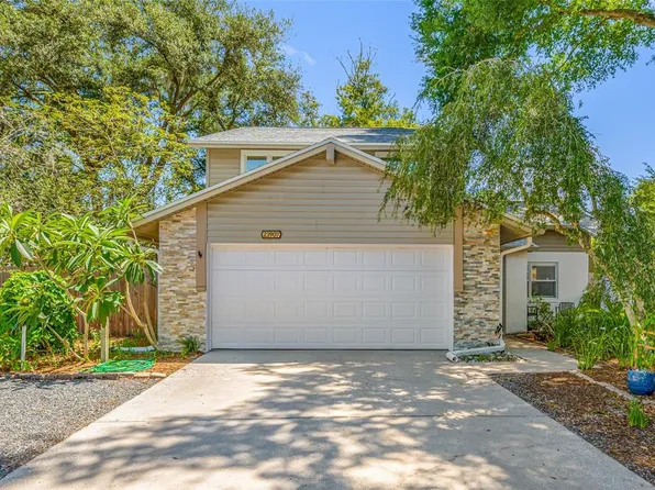 23907 Lakebark Ct, Lutz, FL 33559