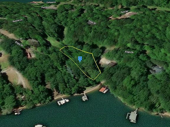 3rd image of 122 Engle Dr