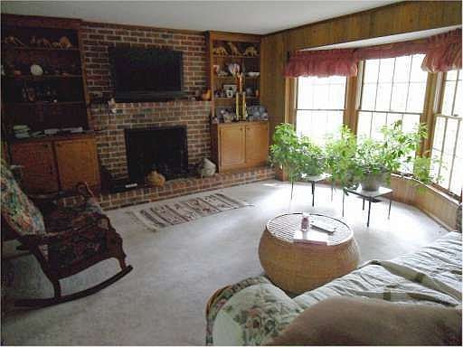 2nd image of 3946 Duncannon Ct