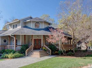 707 Creekstone Dr, Chapel Hill, NC 27516