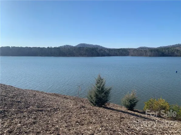 11 Ridge Dr, Troy, NC 27371