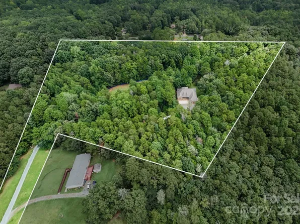 220 Alvin Hough Rd, Midland, NC 28107