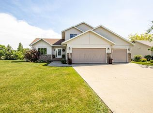 3238 43rd Ave S, Fargo, ND 58104