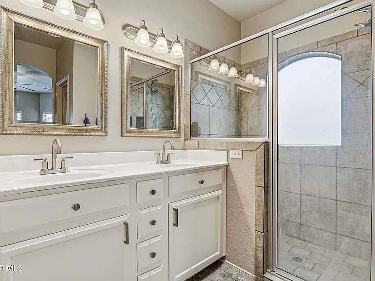 7120 Falling Leaf Cir — Photo 31