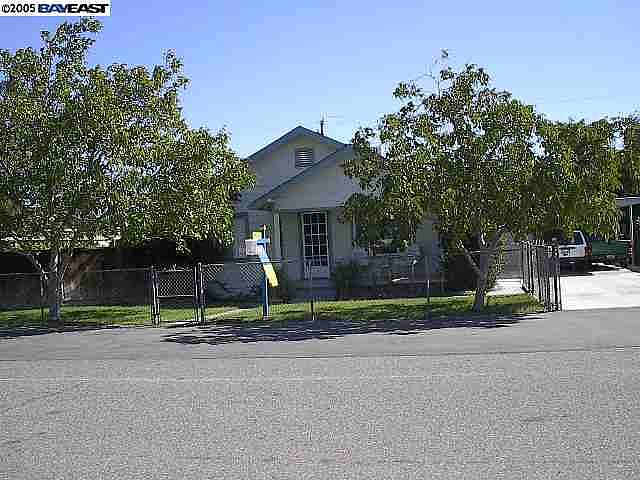 1st image of 524 N Grant Ave