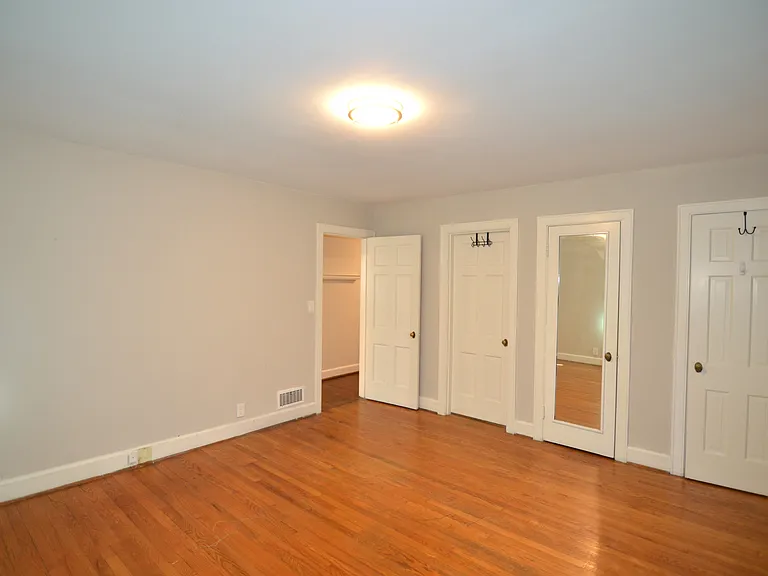 7620 Montgomery Rd — Photo 12