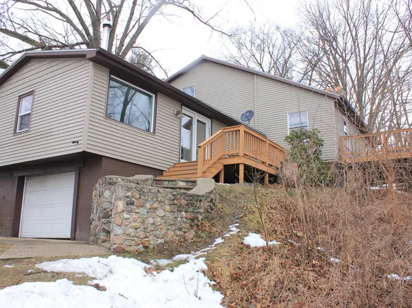 8150 Sweeter Rd, Twin Lake, MI 49457