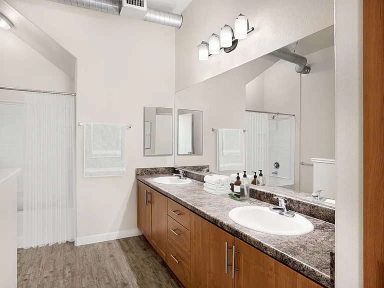 Bright and thoughtfully-designed bathrooms made for daily ease.