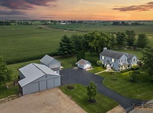 35544 Myelle Rd, Kingston, IL 60145