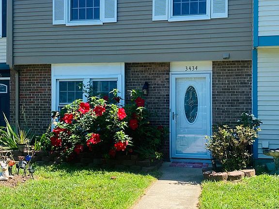 2nd image of 3434 Brookville Ln