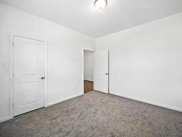 1637 Escondido Dr — Photo 14