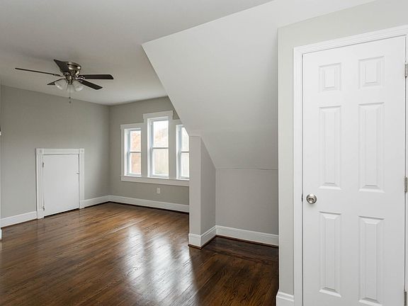 5821 Royal Oak Ave unit 3