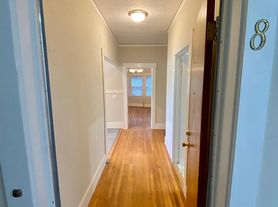 600 Brooklyn Ave, Oakland, CA