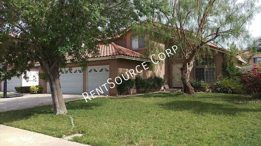 3210 Lantana Ct