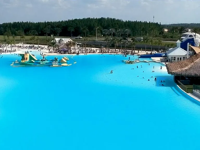 Only about 5 miles / 8 min by car to this tropical Lagoon open to public. Lagoon Hours 11-17 (bar stay open later on weekends). General Admission (prices/dates subject to change without notice) - Dec 21-April 15): ca $25 pp - other times ca $15 pp