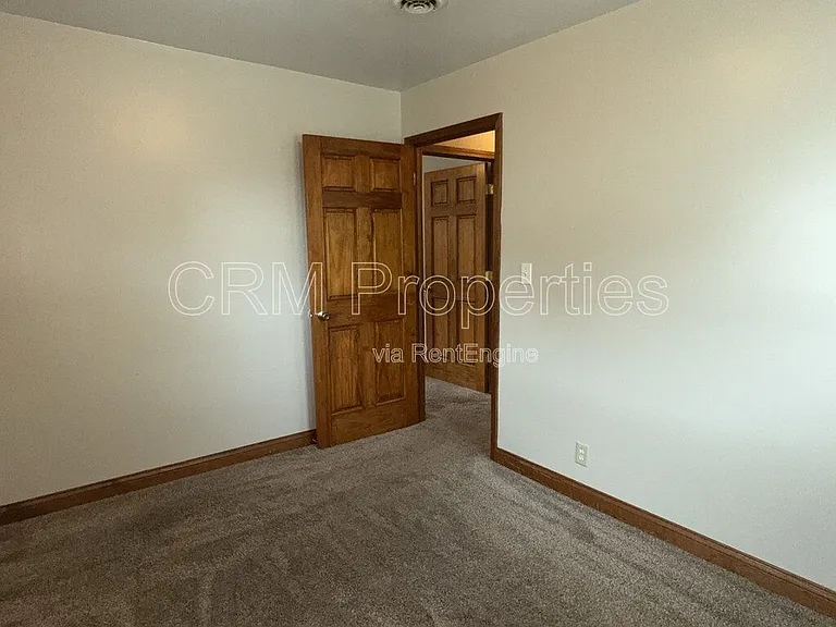 1504 N Philips St — Photo 19