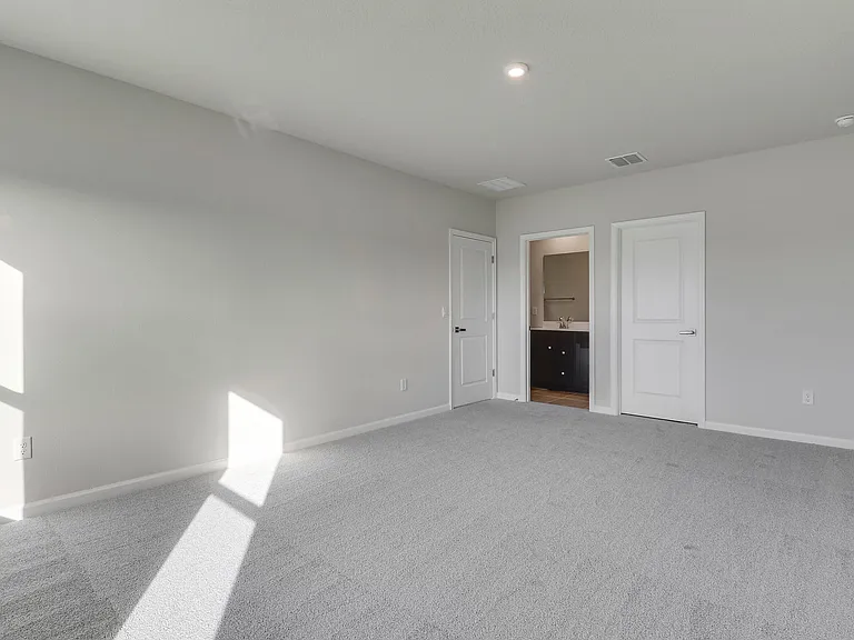 15404 SW American St — Photo 29