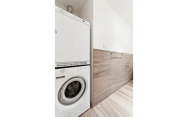 Rented by Douglas Elliman | media 17