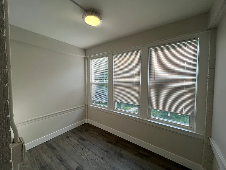 5017 N Sawyer Ave #1 — Photo 8