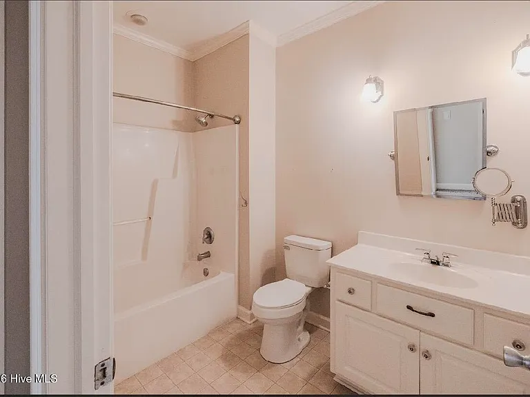 801 Sawmill Landing Rd — Photo 36