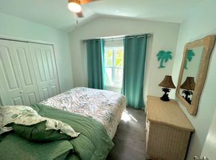 1646 Terns Nest Rd, Charleston, SC 29412