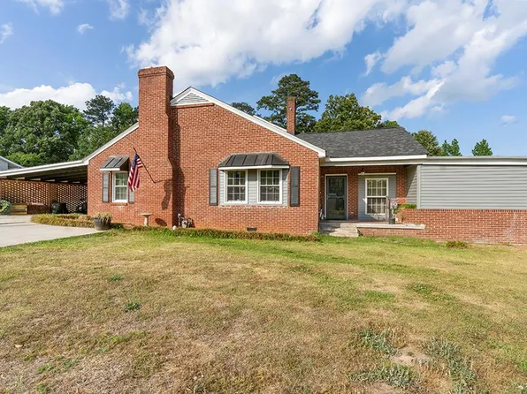 304 Glenwood St, Greenwood, SC 29649