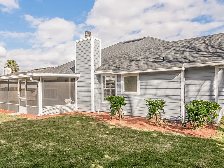 338 Wildberry Ct — Photo 15