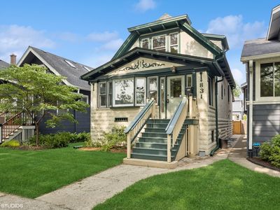 831 Home Ave, Oak Park, IL, 60304