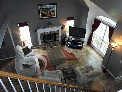 Great Room High Ceiling, fireplace