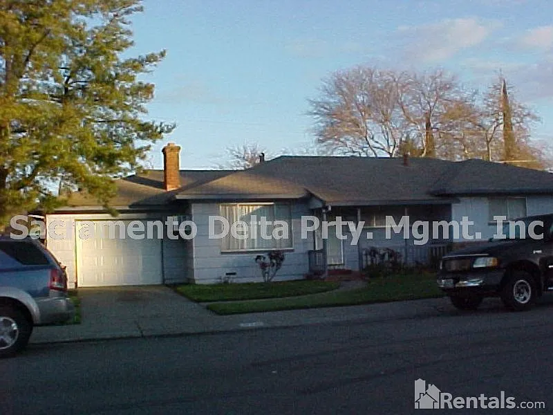 10721 Le Ann Dr photo 1