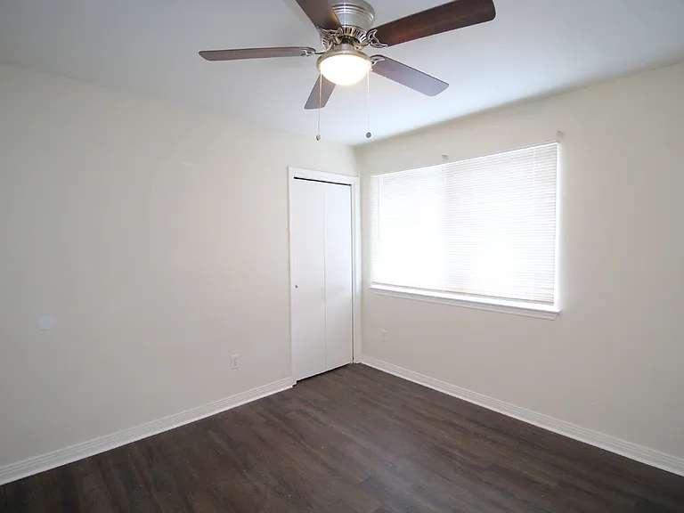 316 Teakwood Cir — Photo 11