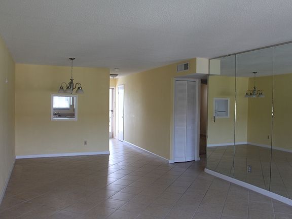 Dining Room / Living Room