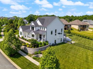 17716 Shakes Creek Dr, Fisherville, KY 40023