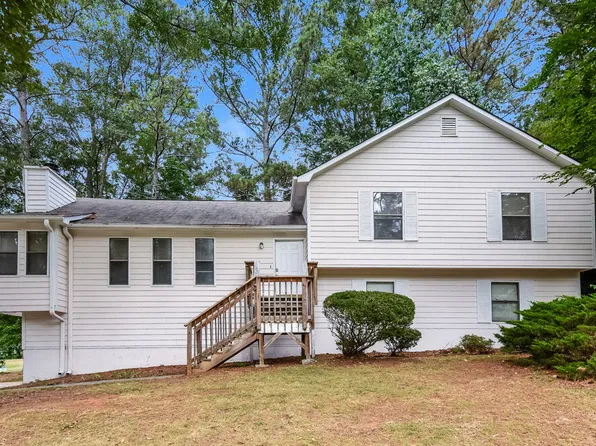 5380 Springbrook Dr SW, Powder Springs, GA 30127