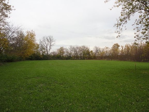 3rd image of 5820 E Route 113