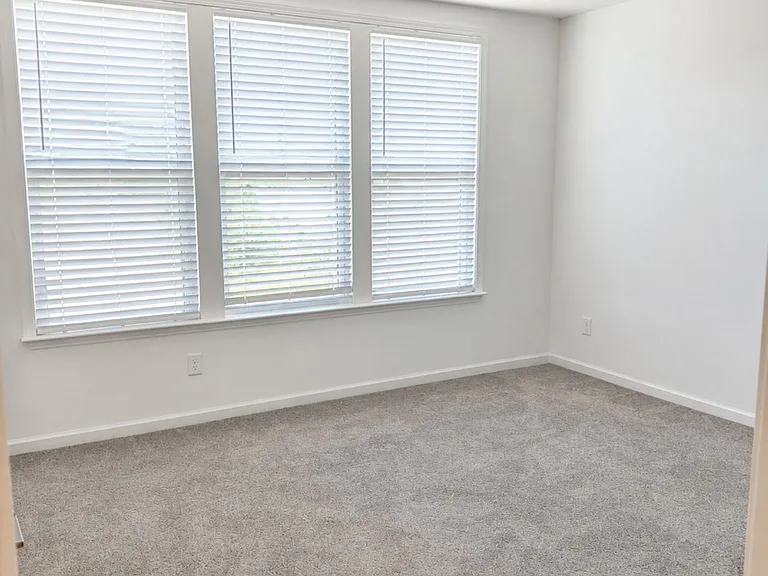 5029 Westmead Ln — Photo 12