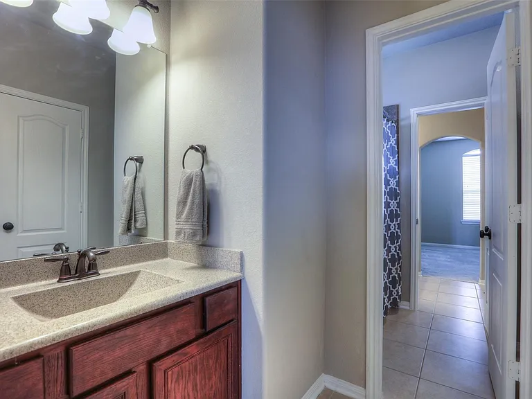 8106 Little Scarlet St — Photo 20