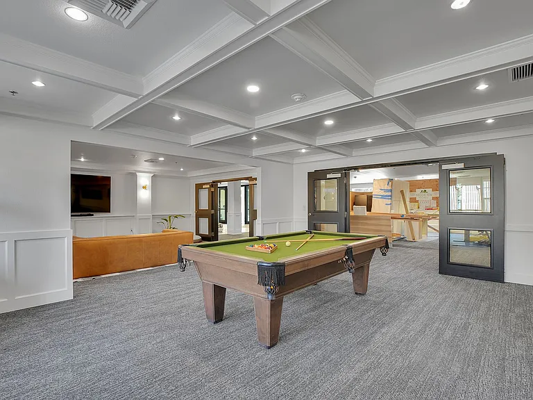 Eastwood Apartments — Photo 2