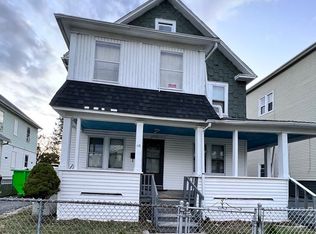 110-112 Malden St, Springfield, MA 01108