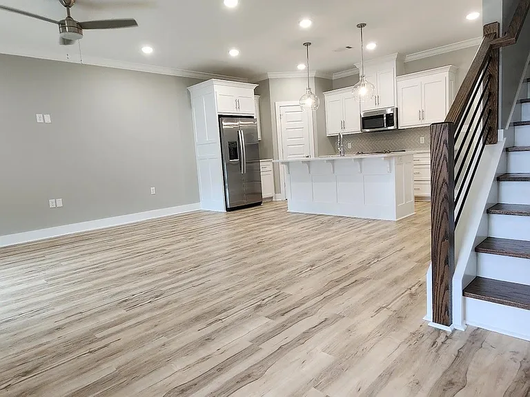 225 Country Club Pkwy #52 — Photo 4