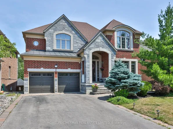 5 Pheasant Dr, Richmond Hill, ON L4E 3S9